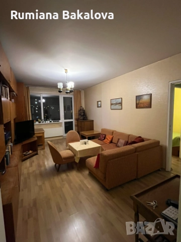 продава се просторен тристаен, снимка 14 - Апартаменти - 52547997