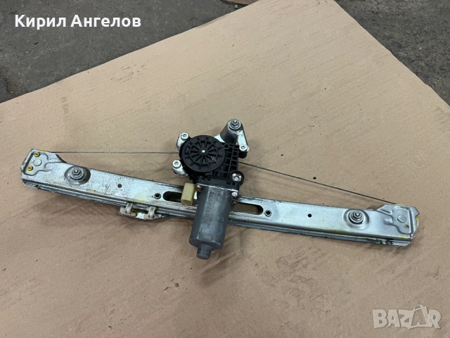 Задна дясна машинка на стъклото за BMW E46 (седан и комби)