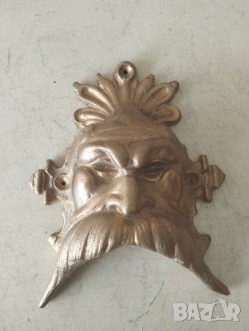 Бронзова апликация