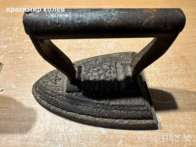 стари чугунени ютии, снимка 3 - Антикварни и старинни предмети - 52313803