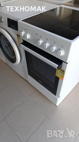 Свободностояща фурна GORENJE с керамичен плот широка 50 см.