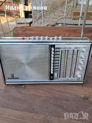 радио приемник.Grundig luxsos boy., снимка 4 - Радиокасетофони, транзистори - 53246965