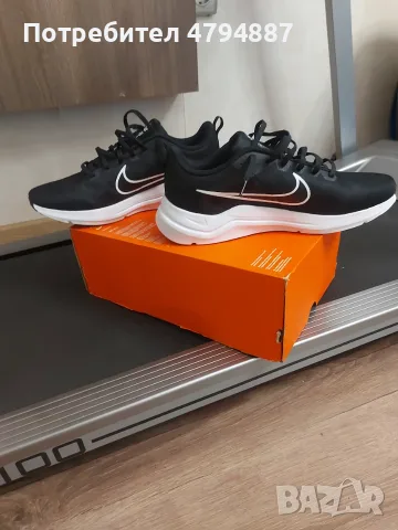Продавам ЧИСТО НОВИ Маратонки NIKE, снимка 3 - Маратонки - 56237930