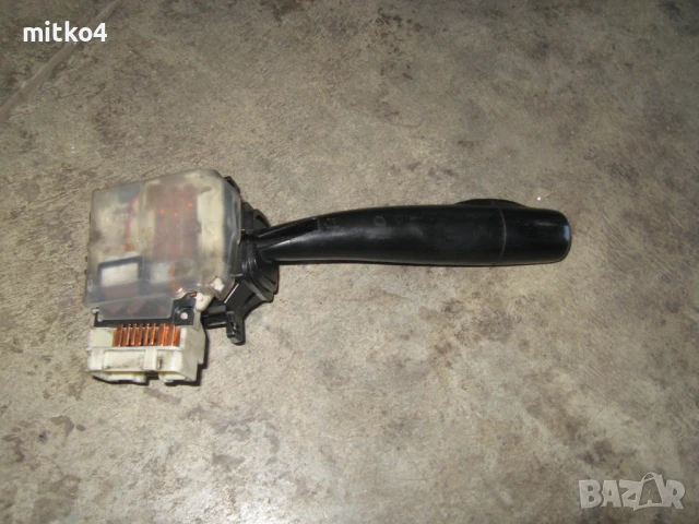 лостче за светлини и мигачи за тойота 17a089d, снимка 2 - Части - 50791774