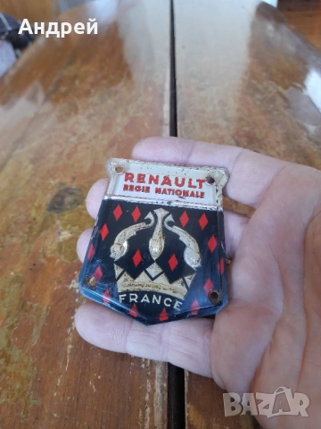 Стара емблема Renault Dauphine, снимка 2 - Други ценни предмети - 54357138
