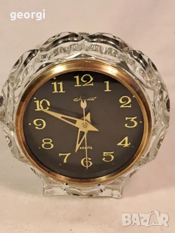 ретро съветски настолен часовник Маяк     22/5