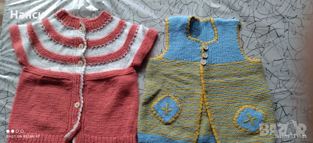 Ръчно плетени елеци, снимка 1 - Детски якета и елеци - 34437040