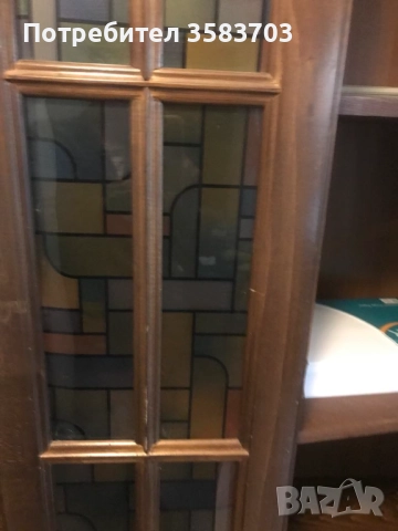 Масивен много красив и запазен бюфет-витрина, снимка 4 - Бюфети - 52368188