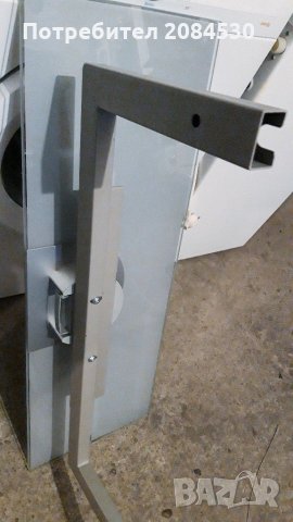 Стойка за телевизор PHILLIPS  42PF9641D/10, снимка 3 - Стойки, 3D очила, аксесоари - 31209752