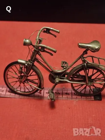 сребърна миниятура колело , снимка 2 - Колиета, медальони, синджири - 50368117