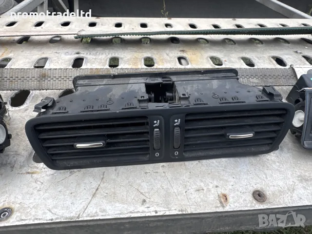 Духалки решетки сити парно Шкода Рапид Skoda Rapid NH, снимка 4 - Части - 56045384
