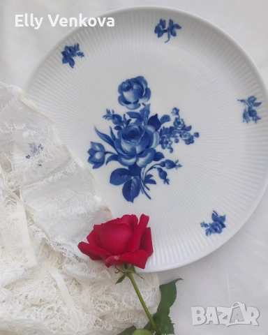 Порцеланово плато Heinrich Residenz Höchst с декор от сини цветя