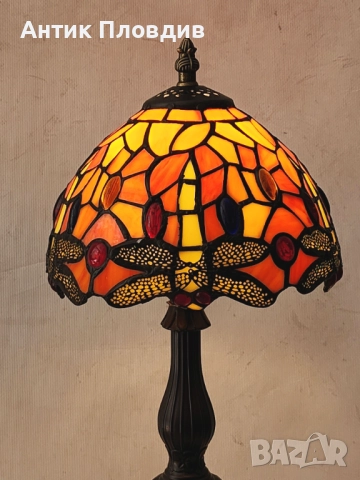 Настолна лампа Tiffany стил с витражен абажур, снимка 3 - Настолни лампи - 51655913
