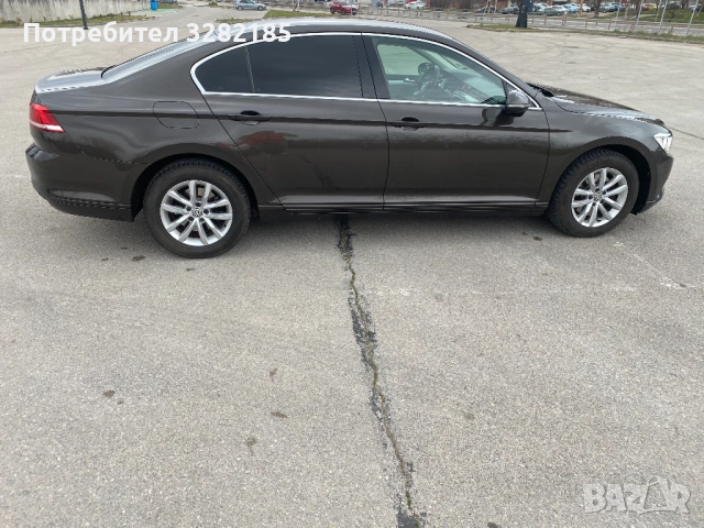VW Pasat , снимка 7 - Автомобили и джипове - 53918336