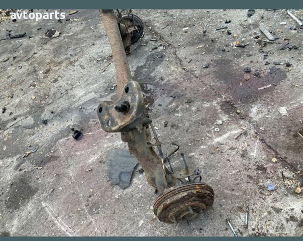 Ford fiesta 2009 година 2/3врати Заден Мост, снимка 4 - Части - 40675560