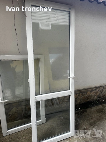 Двукамерна дограма