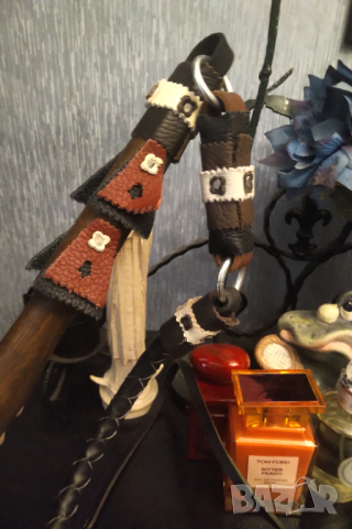 Камшик ръчна изработка ,кожа дърво ., снимка 3 - Други - 44781095