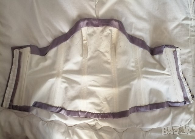 Лилав корсет - бюстие с перли и копчета на гърба р-р XXS, снимка 9 - Корсети, бюстиета, топове - 38342042