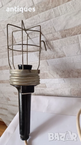 Подвижна работна лампа с копче - стар модел, снимка 6 - Антикварни и старинни предмети - 53005559