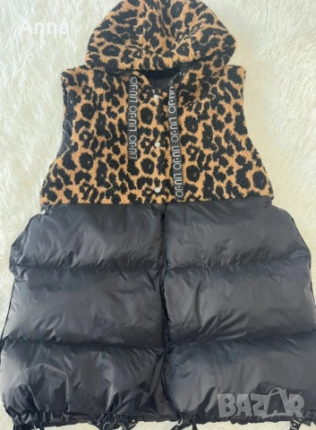 Стилен елек,LIU JO, оригинален. Носен веднъж. Отговаря на размери S, M, L, снимка 3 - Елеци - 53903382