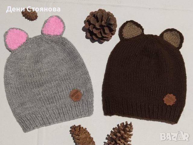 Безшевно ръчно плетена детска шапка с ушички , снимка 4 - Шапки, шалове и ръкавици - 42230111