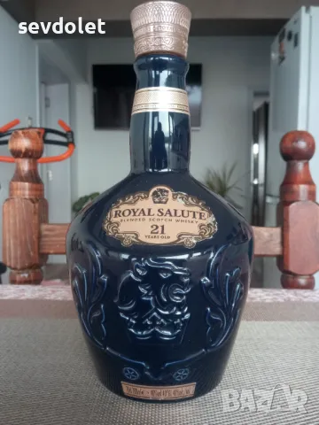 Класика-Колекционерска бутилка-21но годишно уиски, снимка 3 - Колекции - 48430257