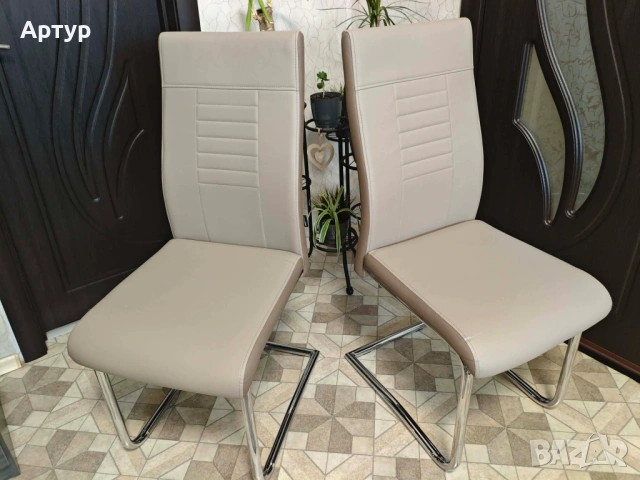 БЕЖОВ ТРАПЕЗЕН СТОЛ ЗЕН ЕКО КОЖА 43/60/98 СМ