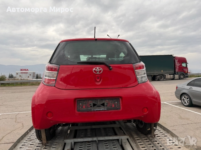 Toyota IQ 1.0 vvt-I cvt, снимка 3 - Автомобили и джипове - 52571542