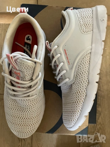 Маратонки DVS