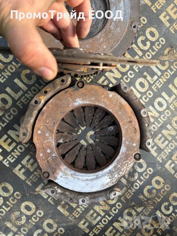 Съединител притискателен феродов маховик огледален диск Киа Карнивал 2 Kia Carnival II 2.9CRDI 170hp, снимка 3 - Части - 44461468