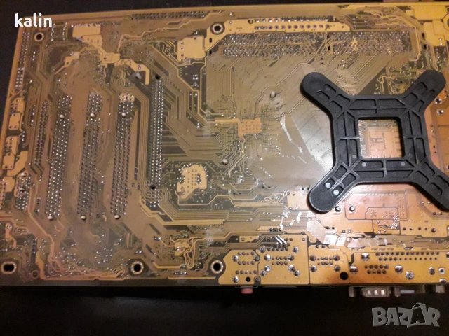 Дънна платка Asus, снимка 3 - Дънни платки - 53991896