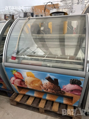 Витрини 2 броя Orin Уникат!