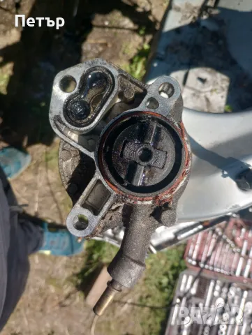 Вакуум помпа Пежо 807 ситроен ц8 2.0,2.2хди 