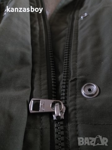 calvin klein - пухено дамско яке КАТО НОВО, снимка 7 - Якета - 42707555