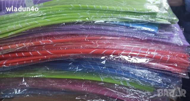 Силиконова подложка за месене 64/45см-10лв, снимка 3 - Аксесоари за кухня - 40712487