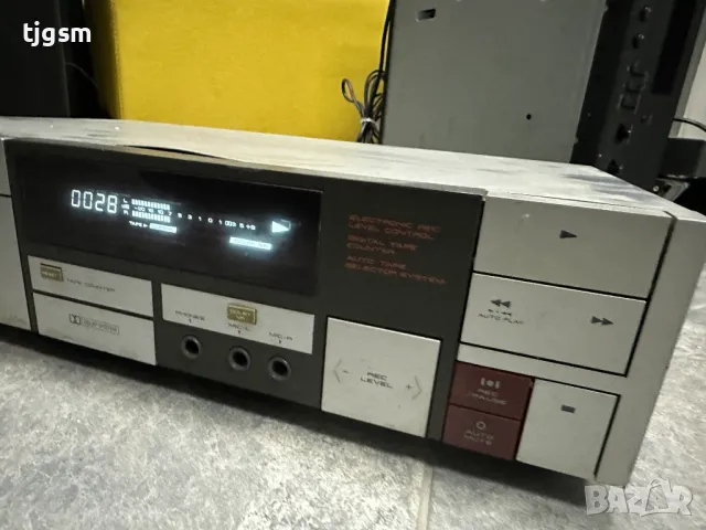 Касетен дек Akai HX-2, снимка 3 - Декове - 48149063