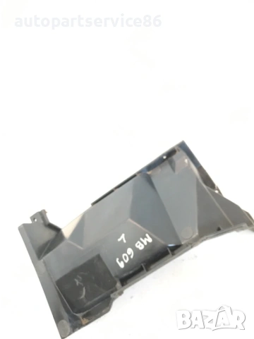 Облицовка лява страна за Mercedes 709/609 (1986-1996) 6738310245, снимка 3 - Части - 53888388