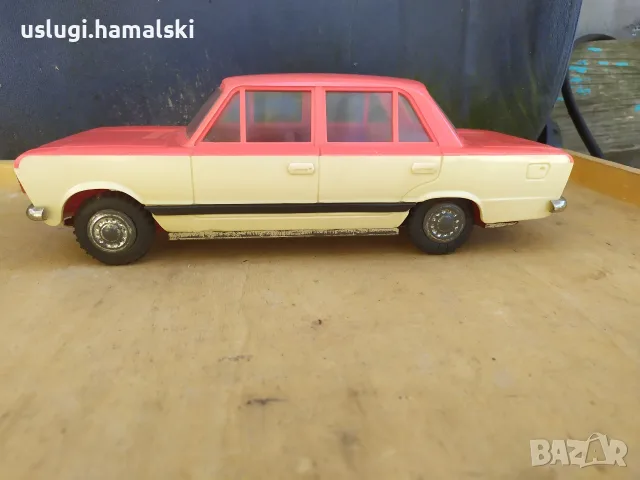 Ретро играчка/кола Фиат 125, снимка 3 - Колекции - 56373953