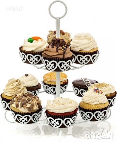метална стойка поставка сърцевидни кошнички за 12 бр мъфини мъфина къпкейк кексчета