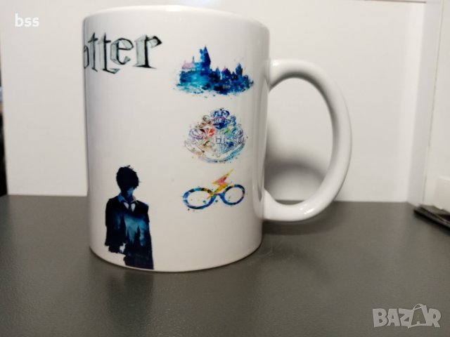 Бяла порцеланова чаша на Хари Потър / Harry Potter, снимка 3 - Чаши - 37049178