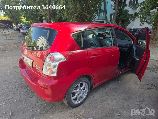Toyota corola verso 2.2D, снимка 2 - Автомобили и джипове - 56011990