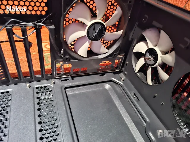 Кутия Zalman Z3 Plus+fans+Power Supplies, снимка 3 - Захранвания и кутии - 55850128