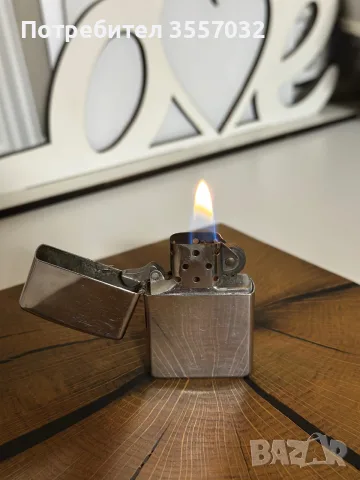 Оригинална  винтидж бензинова запалка Zippo (1992 г.) с кутия , снимка 2 - Колекции - 55806405