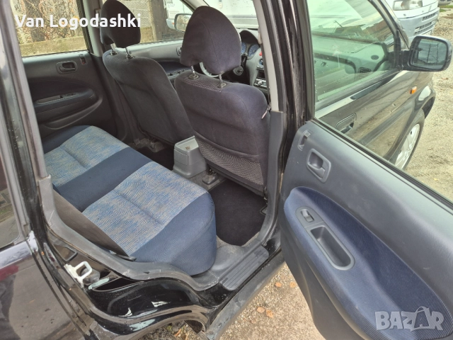 Honda HR-V 1.6 бензин 4x4, снимка 11 - Автомобили и джипове - 52541193