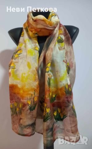 Рисуван копринен шал МИНЗУХАРИ, снимка 2 - Шалове - 44700083