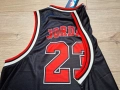 Баскетболен потник на Майкъл Джордан #Чикаго Булс #23# Mitchell&Ness!, снимка 5