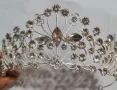Висока сребриста корона тиара диадема с камъчета дамска детска, снимка 2