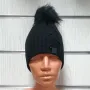 Нова зимна дамска шапка с камъчета в черен цвят с пух/помпон, снимка 2