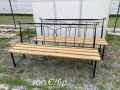 Две красиви пейки - здрава метална конструкция и естествено дърво, снимка 2