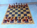 Руски дървен шах с ръчно изработени фигури матрьошки